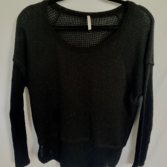 Long-Sleeve Shirt - Picture 3 of 4